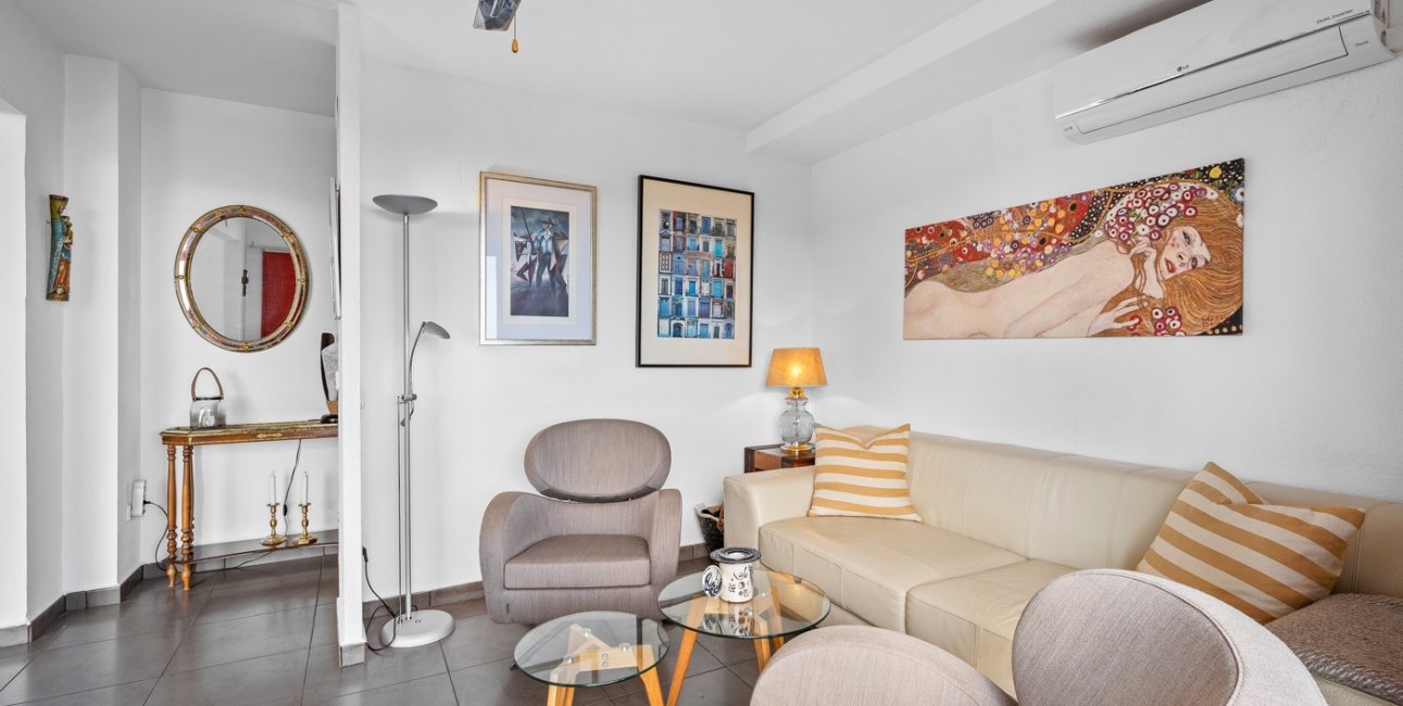 Resale - Apartment / flat -
La Nucia - La Nucia - Town