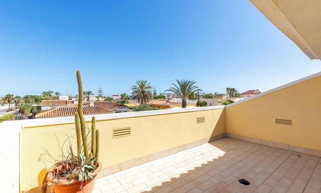 Reventa - Villa -
Torrevieja - Torreta florida