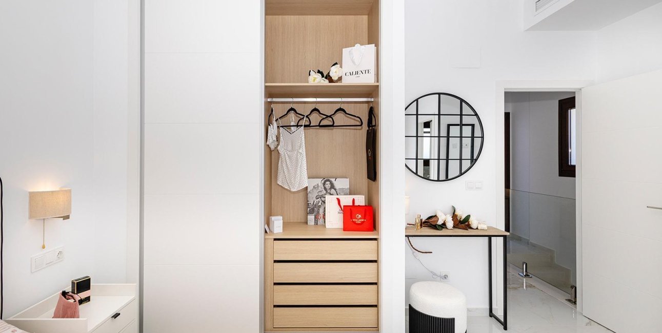 Rynek pierwotny - Willa -
Polop - Polop Hills