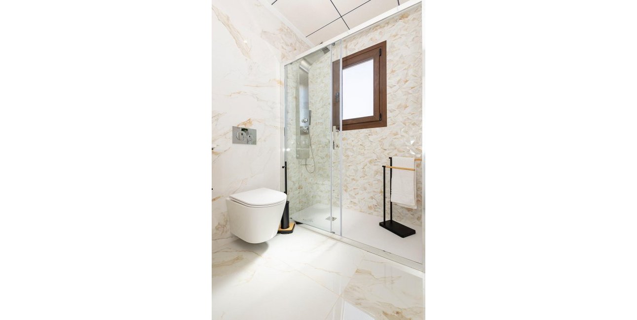 Rynek pierwotny - Willa -
Polop - Polop Hills