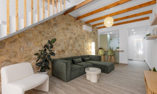 Resale - Townhouse -
Torrevieja - Paseo maritimo