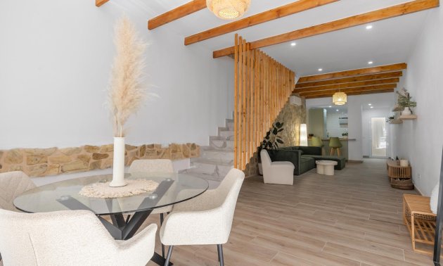 Resale - Townhouse -
Torrevieja - Paseo maritimo