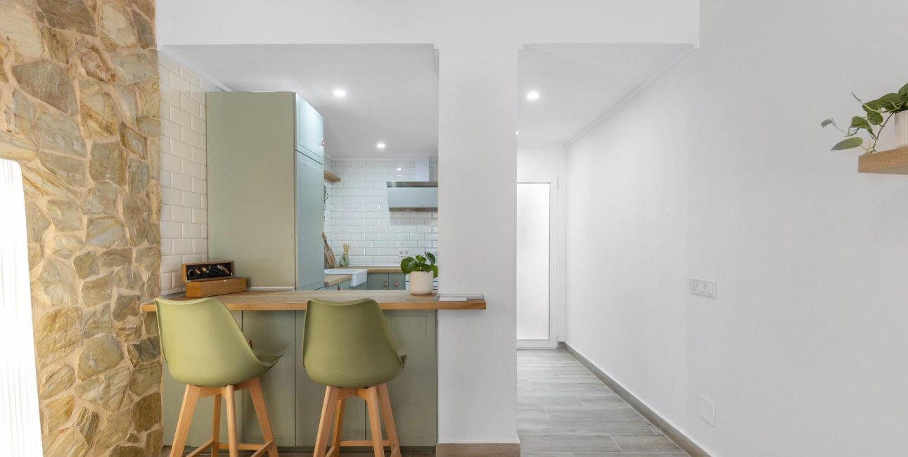 Resale - Townhouse -
Torrevieja - Paseo maritimo