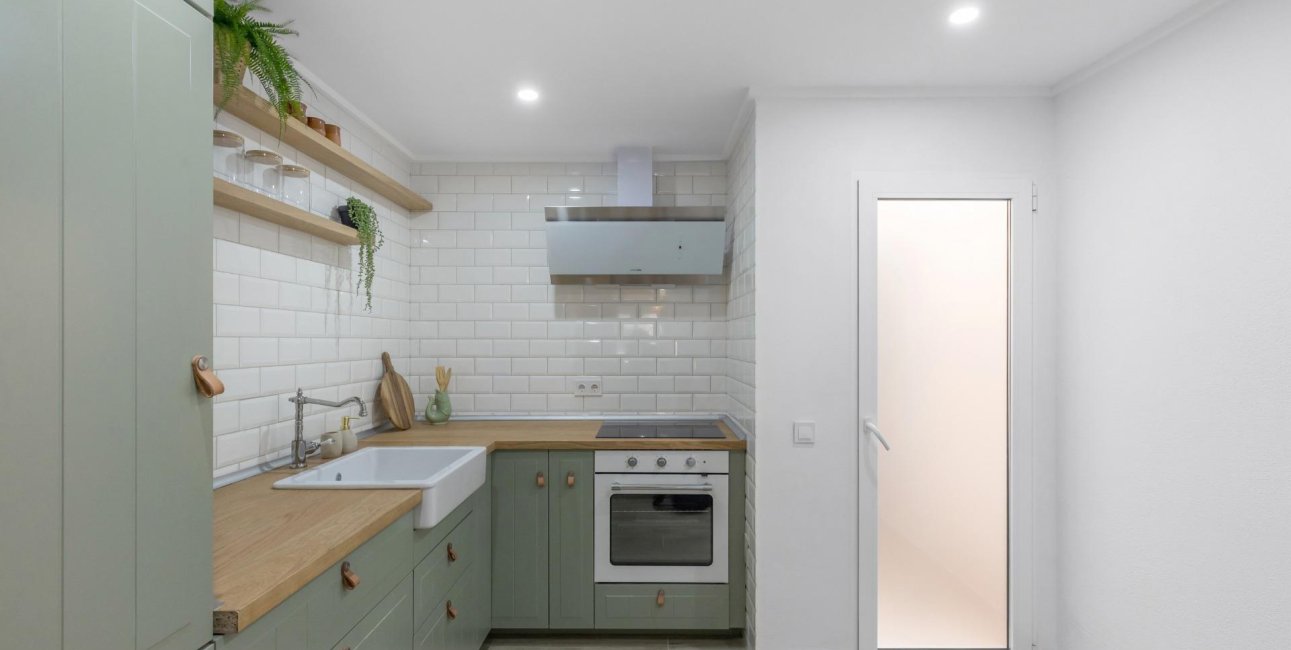 Resale - Townhouse -
Torrevieja - Paseo maritimo