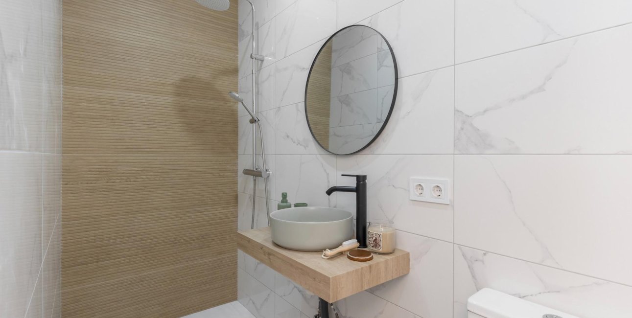 Resale - Townhouse -
Torrevieja - Paseo maritimo