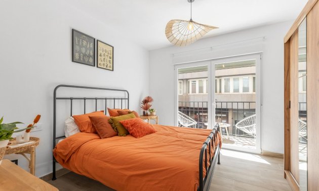 Resale - Townhouse -
Torrevieja - Paseo maritimo