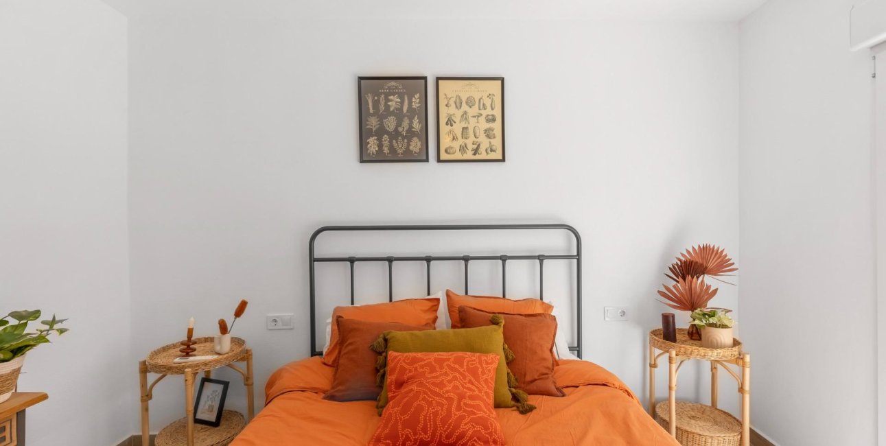 Resale - Townhouse -
Torrevieja - Paseo maritimo