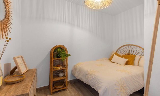 Resale - Townhouse -
Torrevieja - Paseo maritimo