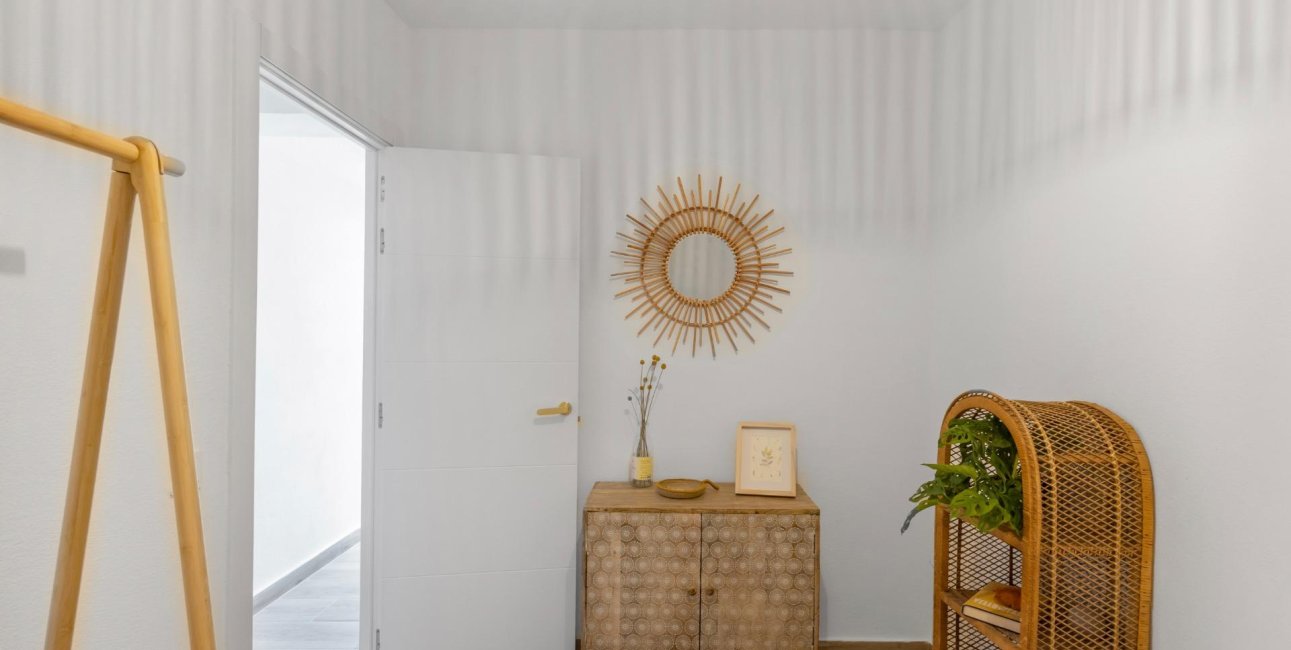 Resale - Townhouse -
Torrevieja - Paseo maritimo