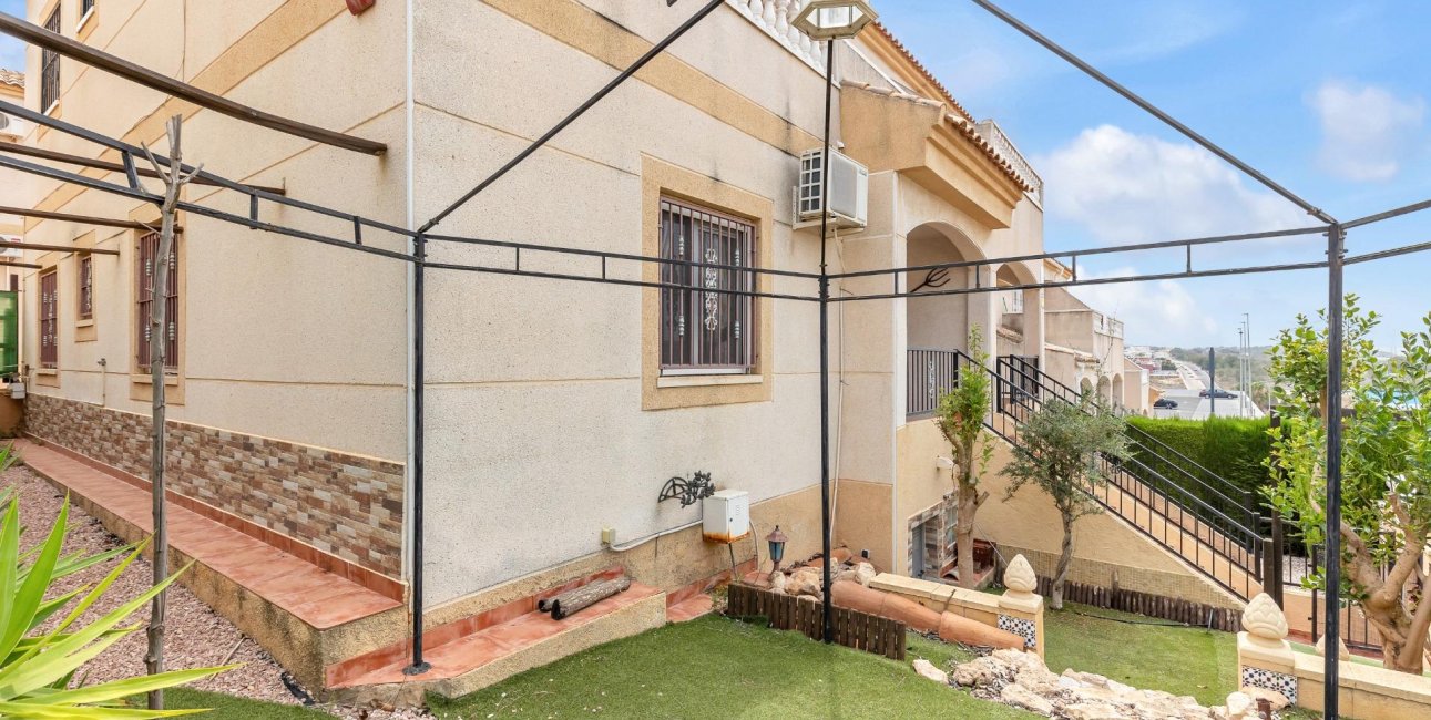 Rynek wtórny - Bungalowy -
Orihuela Costa - La Florida