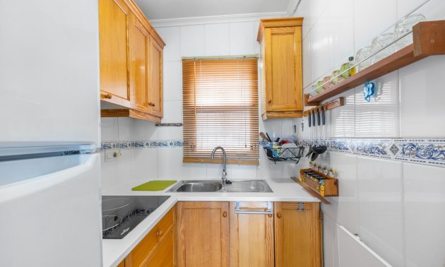 Rynek wtórny - Bungalowy -
Orihuela Costa - La Florida