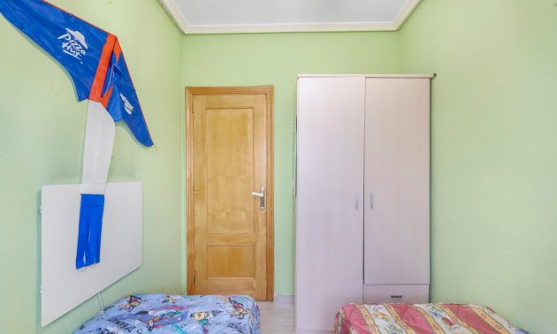 Rynek wtórny - Bungalowy -
Orihuela Costa - La Florida