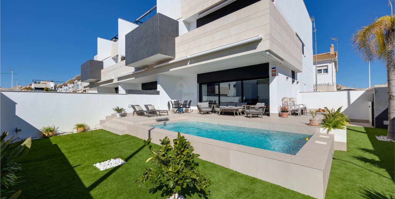 Resale - Bungalow -
Pilar de la Horadada - Costa Blanca Sur