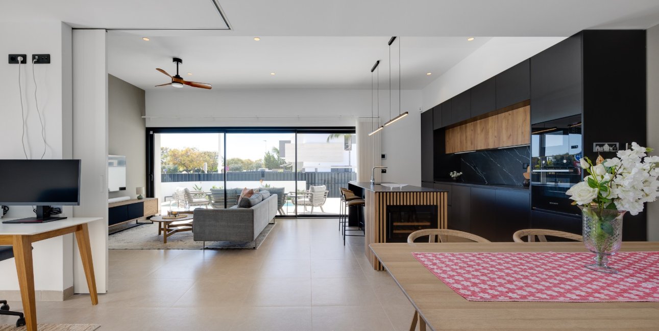 Resale - Bungalow -
Pilar de la Horadada - Costa Blanca Sur