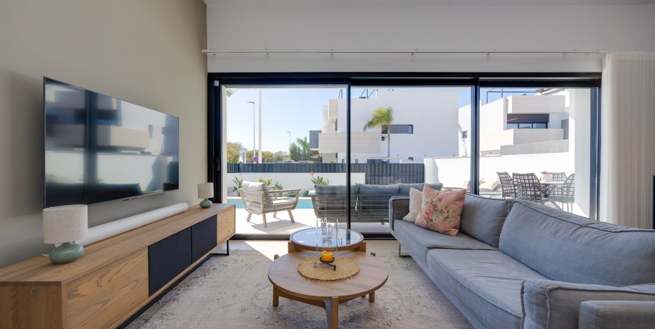 Resale - Bungalow -
Pilar de la Horadada - Costa Blanca Sur