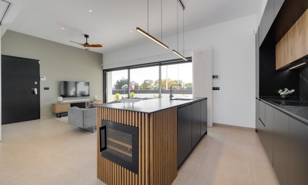 Resale - Bungalow -
Pilar de la Horadada - Costa Blanca Sur