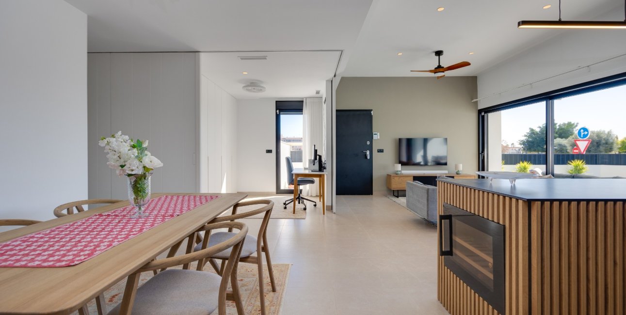 Resale - Bungalow -
Pilar de la Horadada - Costa Blanca Sur