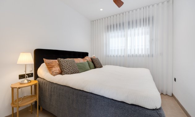 Resale - Bungalow -
Pilar de la Horadada - Costa Blanca Sur