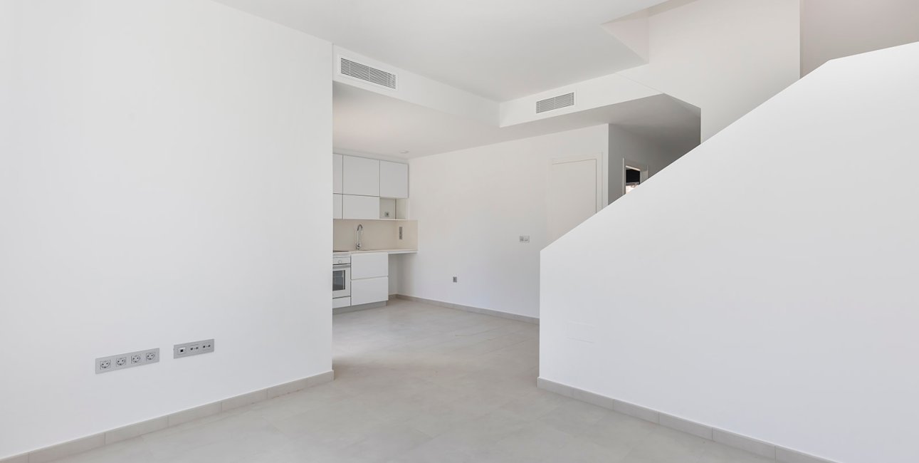 Resale - Villa -
Orihuela - Orihuela Costa