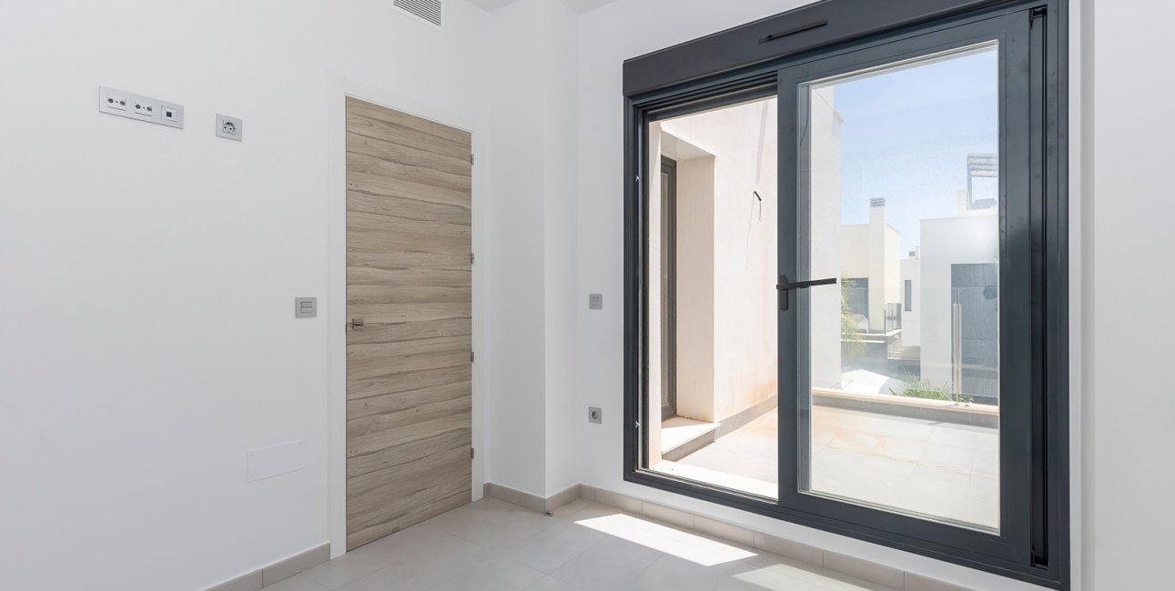 Resale - Villa -
Orihuela - Orihuela Costa