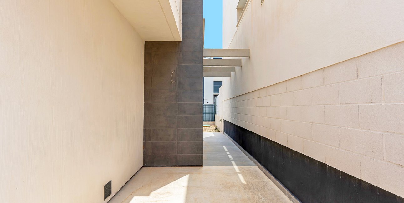 Resale - Villa -
Orihuela - Orihuela Costa