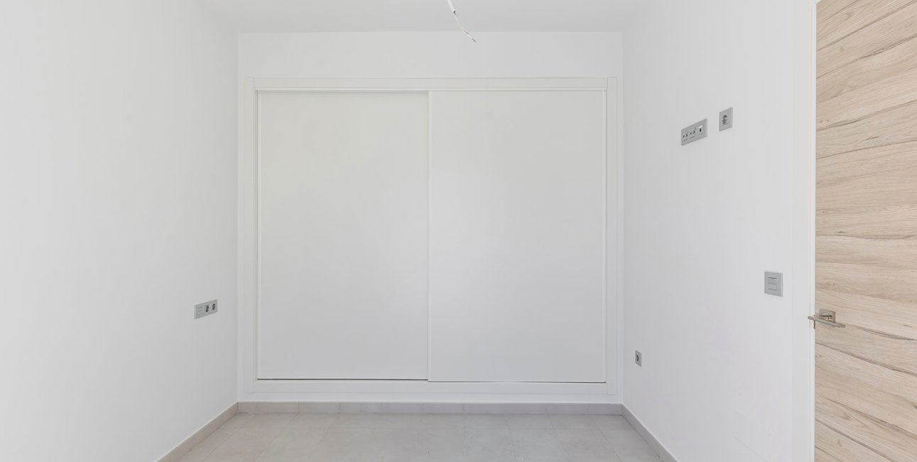 Resale - Villa -
Orihuela Costa - Villamartin