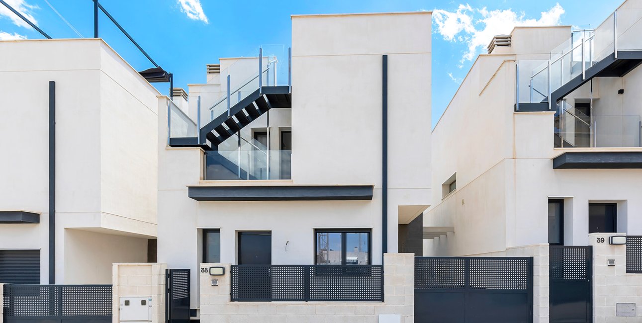 Resale - Villa -
Orihuela Costa - Villamartin