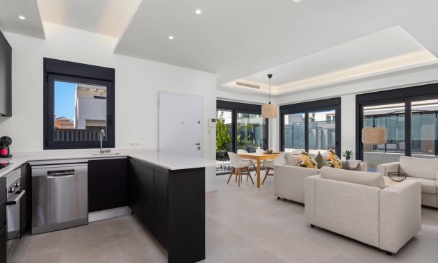 Rynek wtórny - Dom Szeregowy -
La Marina - La Marina - Urbanization