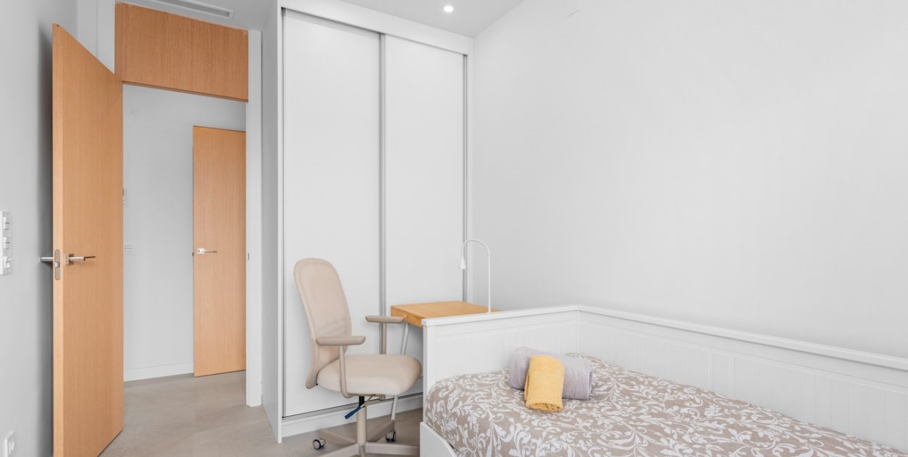 Rynek wtórny - Dom Szeregowy -
La Marina - La Marina - Urbanization