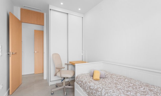 Rynek wtórny - Dom Szeregowy -
La Marina - La Marina - Urbanization