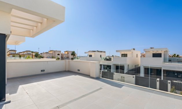 Rynek wtórny - Dom Szeregowy -
La Marina - La Marina - Urbanization