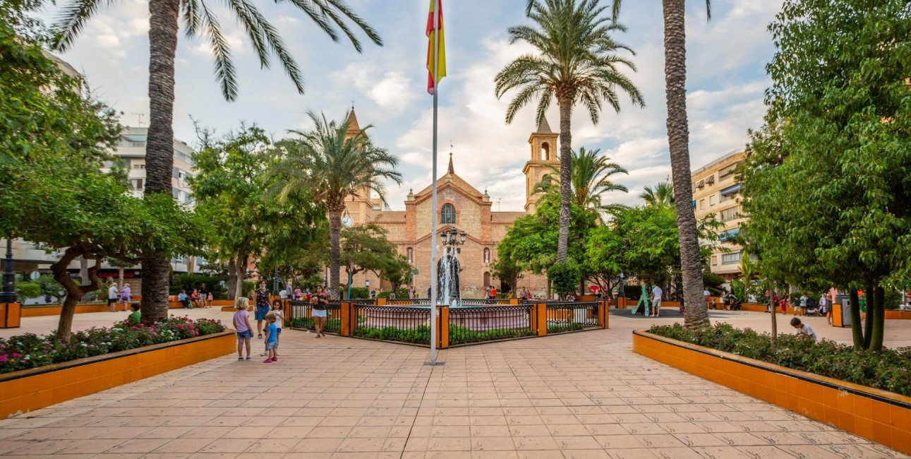 Rynek wtórny - Willa -
Torrevieja - Torreta florida