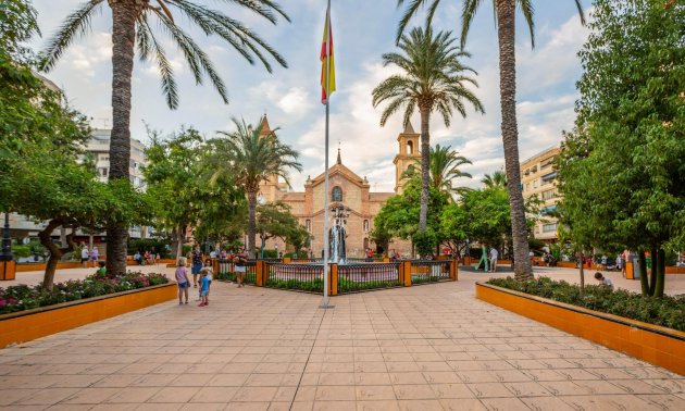 Rynek wtórny - Willa -
Torrevieja - Torreta florida