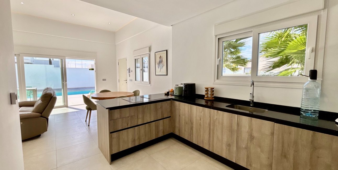 Rynek wtórny - Willa -
Benijofar - Benijofar - Village