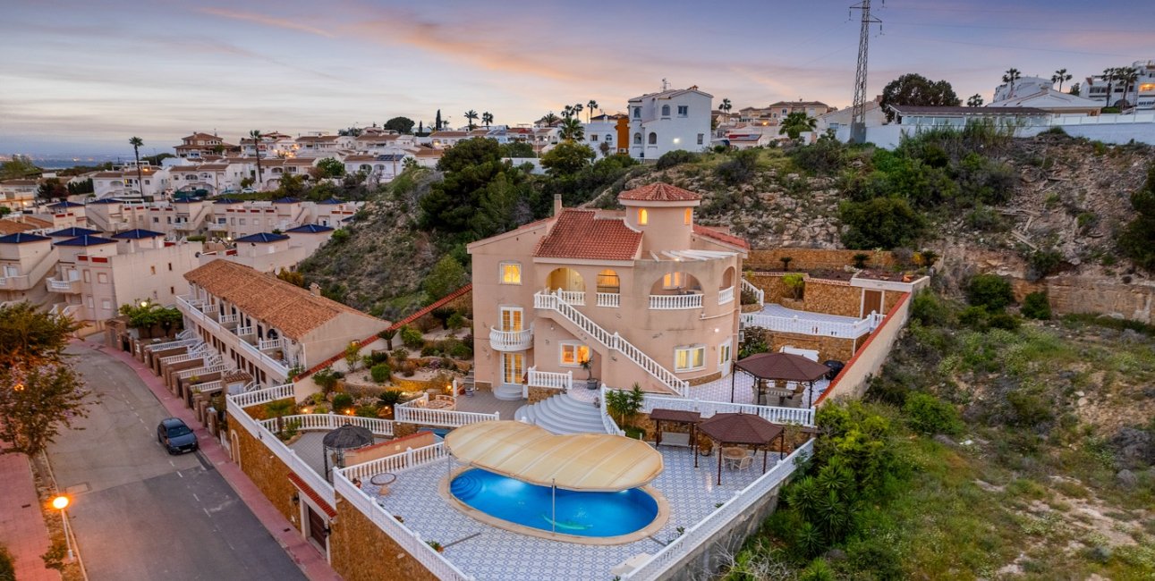 Resale - Villa -
Ciudad Quesada - La Marquesa