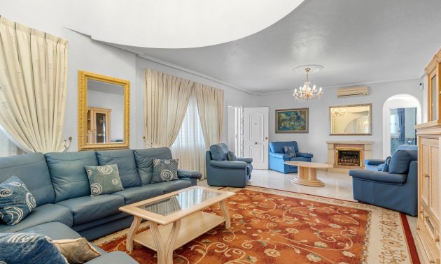 Resale - Villa -
Ciudad Quesada - La Marquesa