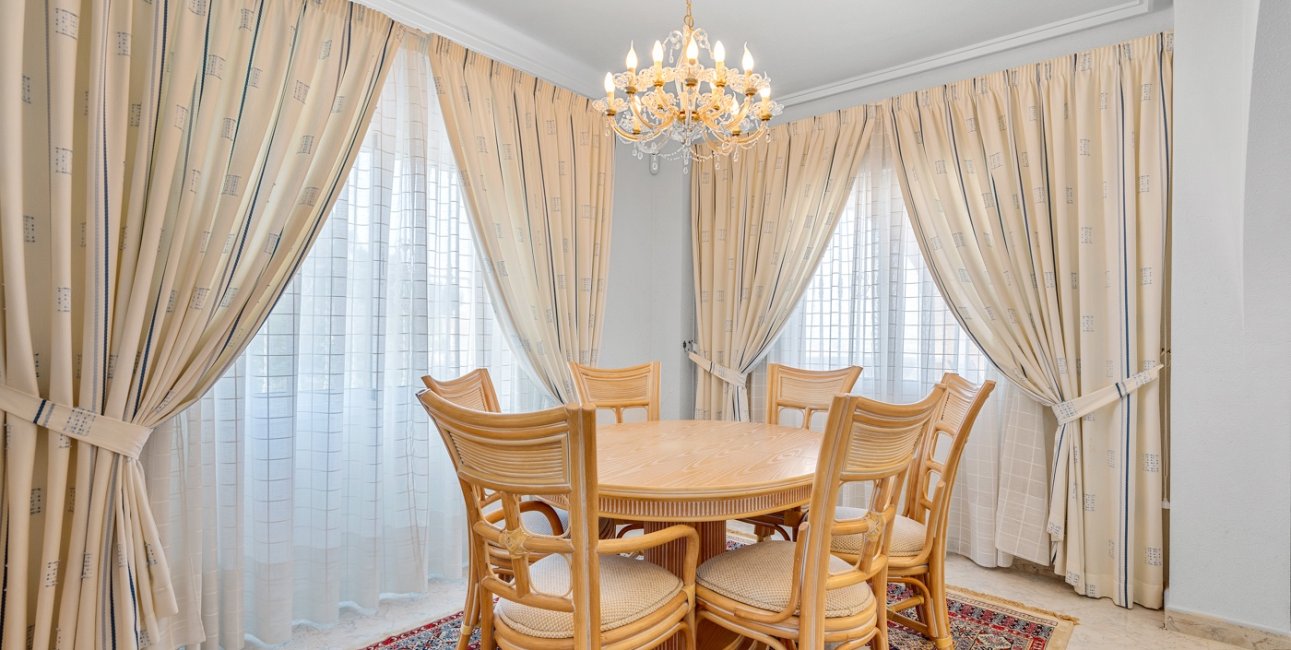 Resale - Villa -
Ciudad Quesada - La Marquesa