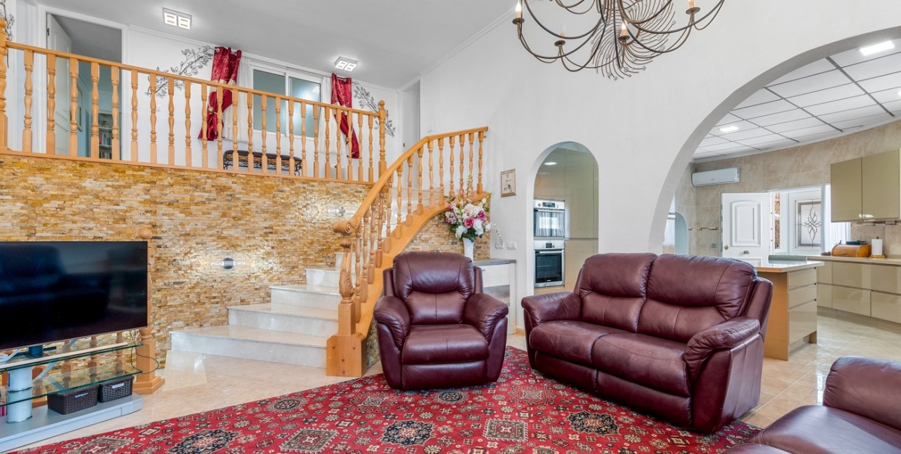 Resale - Villa -
Ciudad Quesada - La Marquesa