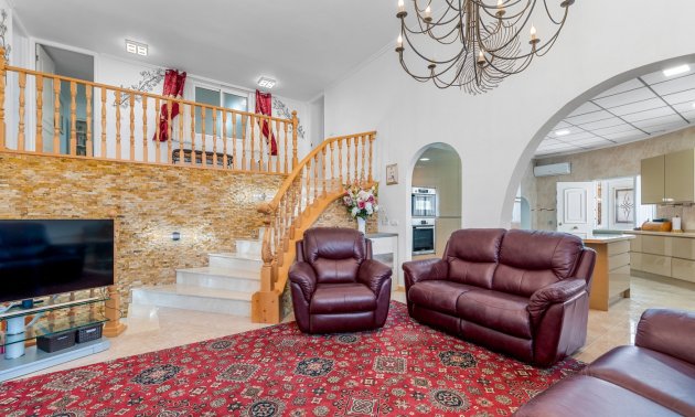 Resale - Villa -
Ciudad Quesada - La Marquesa