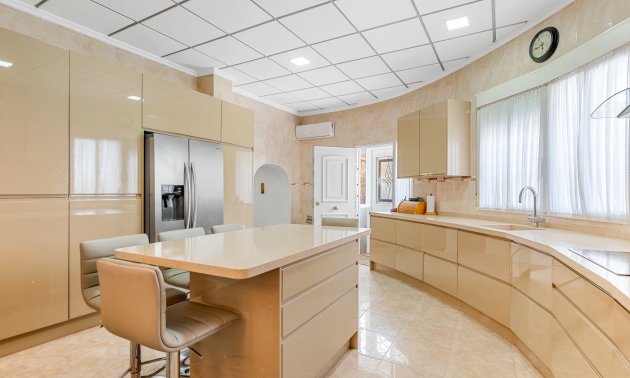 Resale - Villa -
Ciudad Quesada - La Marquesa