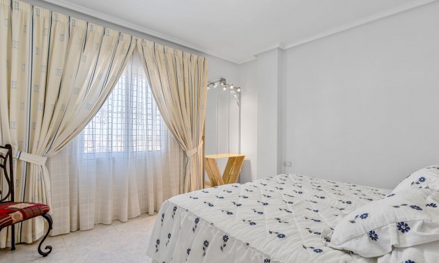 Resale - Villa -
Ciudad Quesada - La Marquesa