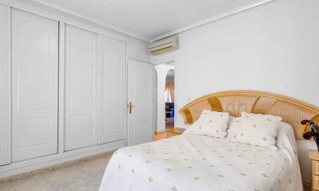 Resale - Villa -
Ciudad Quesada - La Marquesa