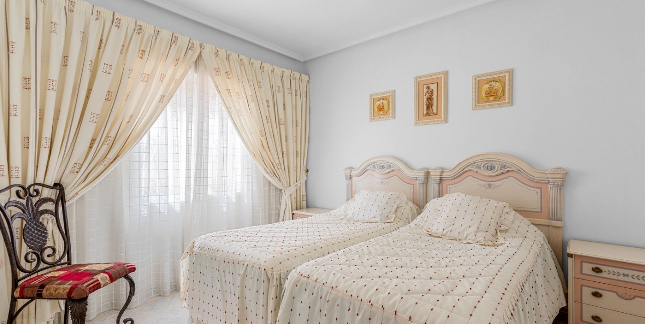 Resale - Villa -
Ciudad Quesada - La Marquesa