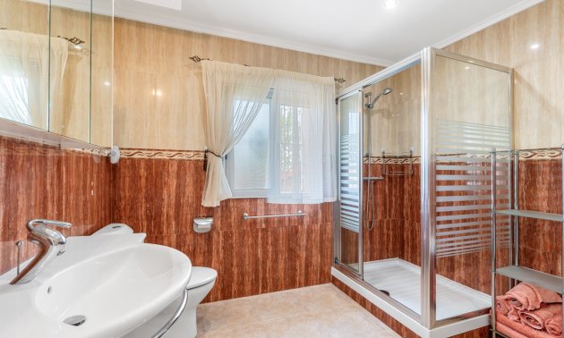 Resale - Villa -
Ciudad Quesada - La Marquesa