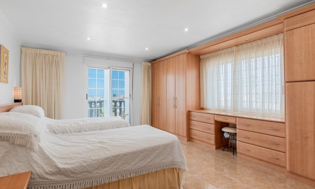 Resale - Villa -
Ciudad Quesada - La Marquesa