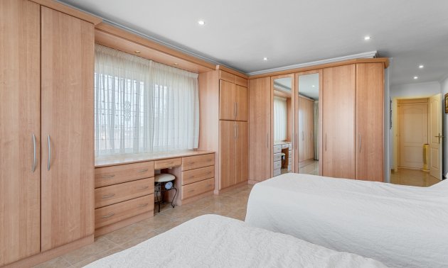 Resale - Villa -
Ciudad Quesada - La Marquesa