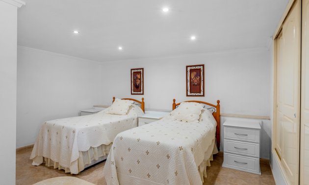 Resale - Villa -
Ciudad Quesada - La Marquesa