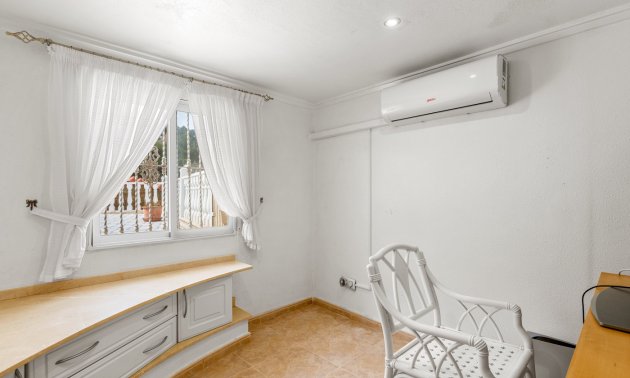 Resale - Villa -
Ciudad Quesada - La Marquesa