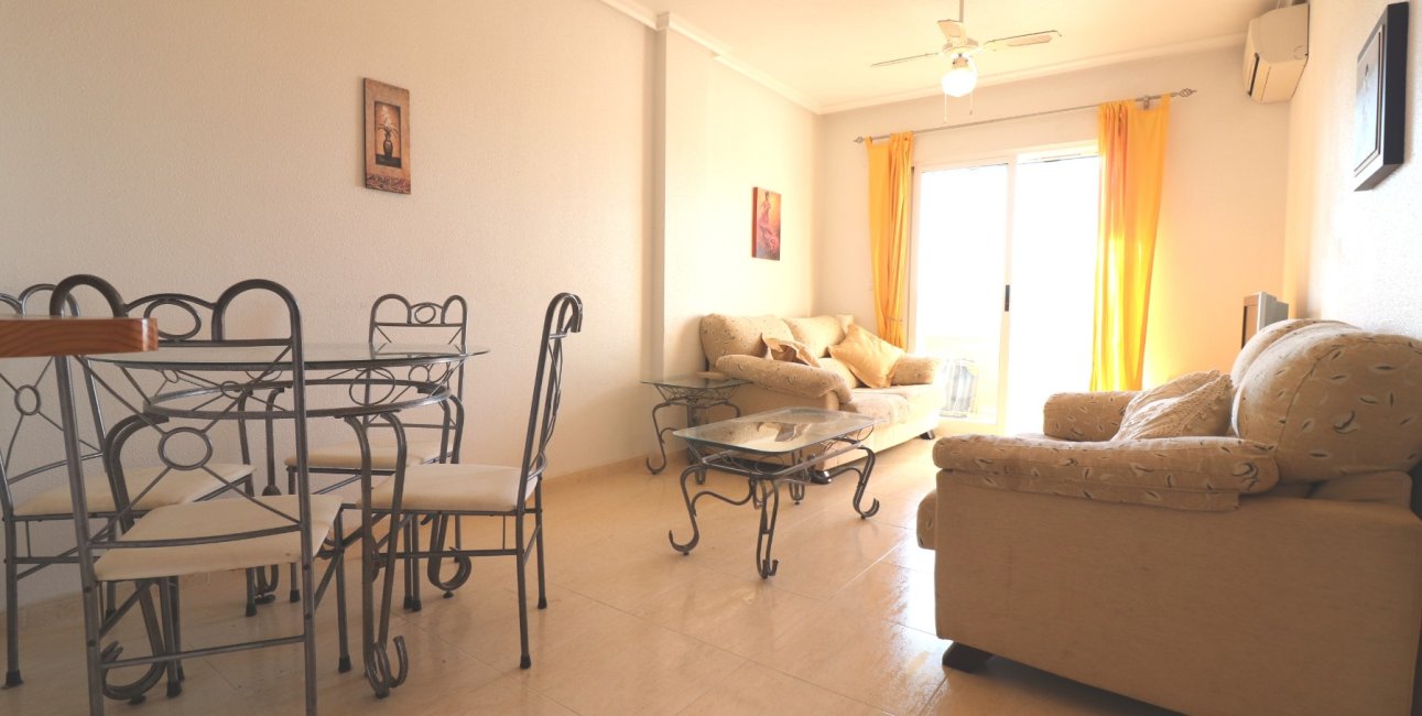 Resale - Apartment / flat -
Algorfa - Algorfa - Village