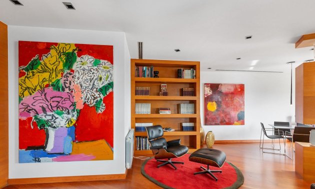 Resale - Apartment / flat -
Torrevieja - Paseo maritimo